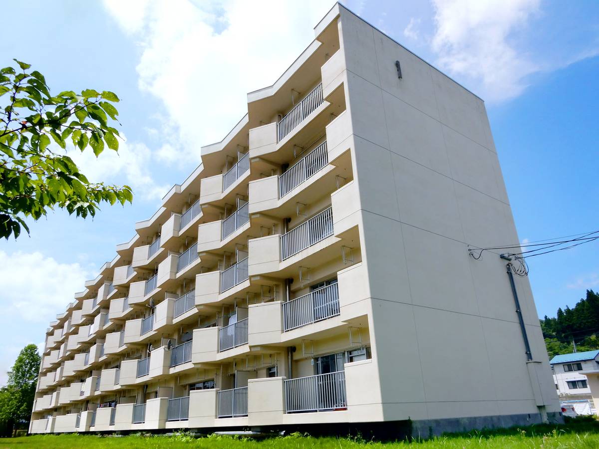  築26年11ヶ月 5階建の賃貸物件