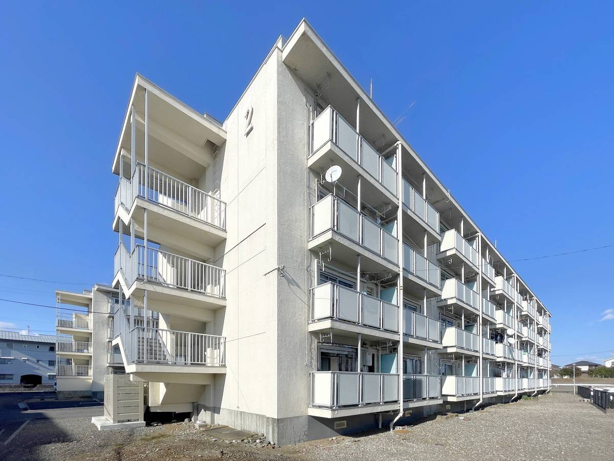  築58年1ヶ月 4階建の賃貸物件