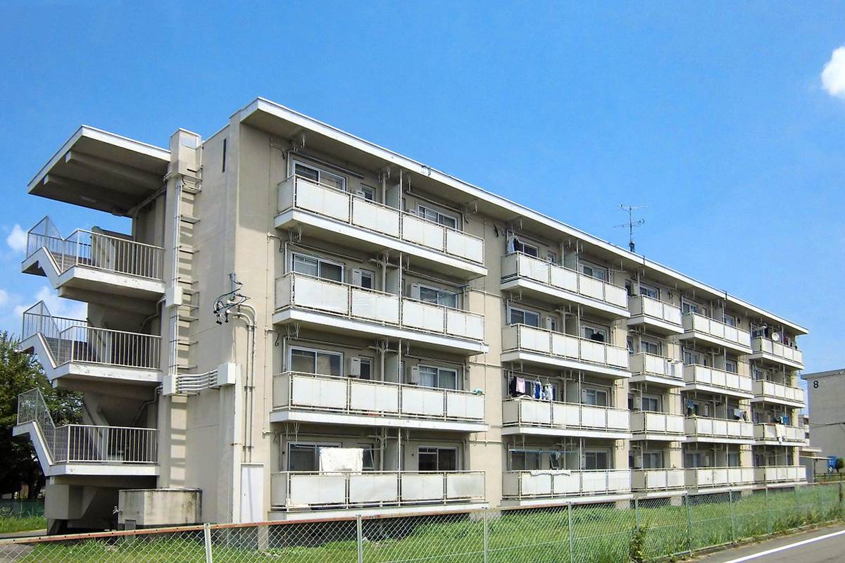  築61年4ヶ月 4階建の賃貸物件