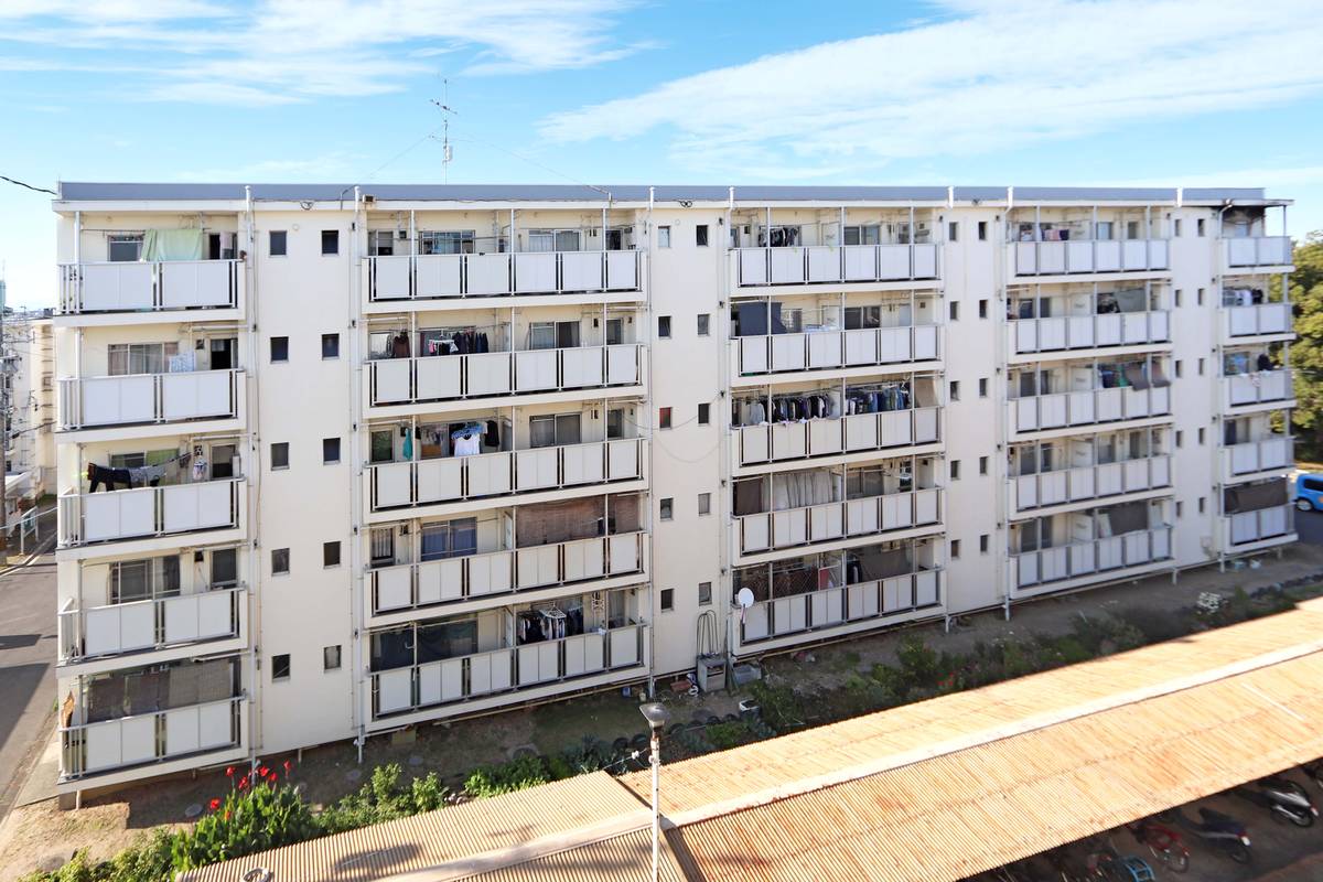  築62年9ヶ月 4階建の賃貸物件
