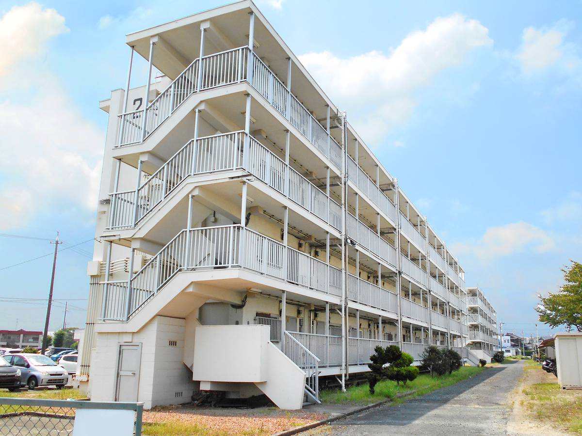  築60年4ヶ月 4階建の賃貸物件
