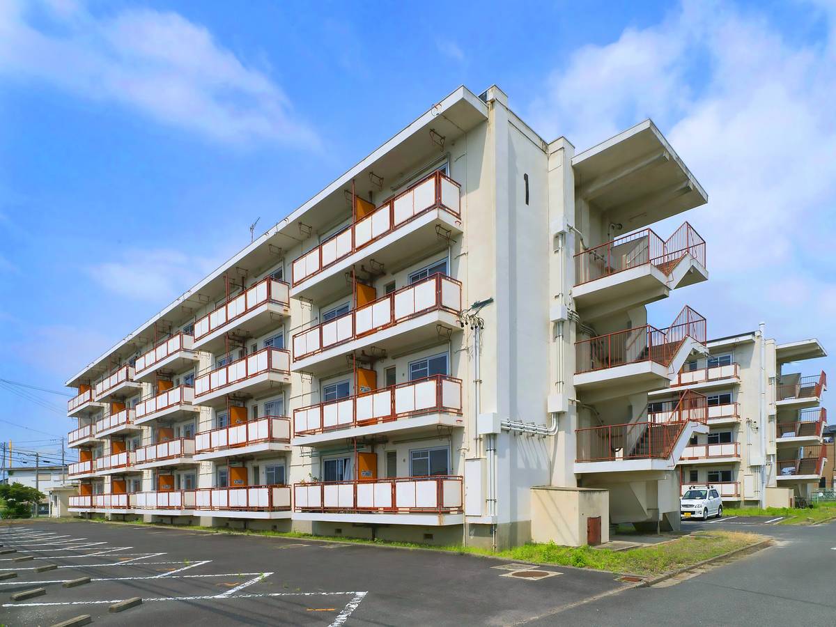  築59年7ヶ月 4階建の賃貸物件