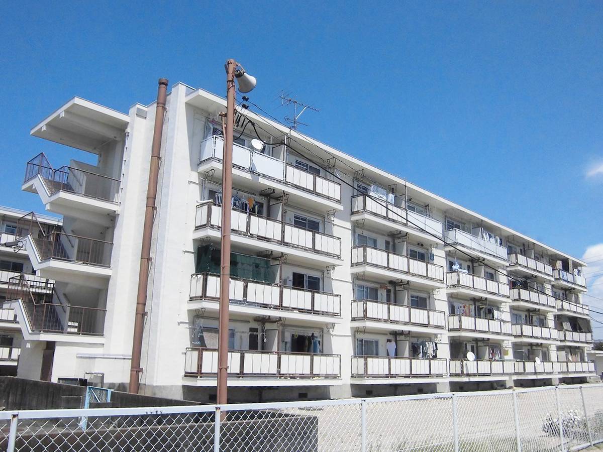  築58年7ヶ月 4階建の賃貸物件